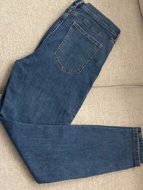 Banana Republic Jeans High Rise Skinny Distressed Ripped Stretch Womens 31 / 12
